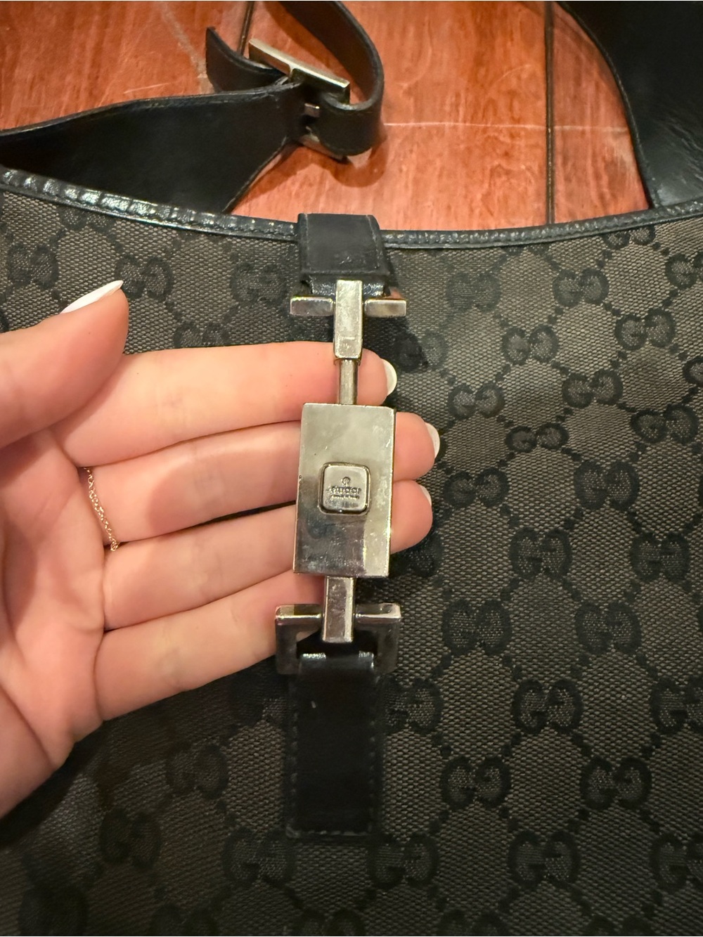 Vintage Gucci Jackie GG Canvas and Dark black Leather Shoulder Bag - Picture 3 of 3